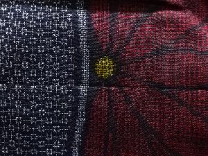 アンティーク　立涌に菊模様織り出し本場正藍泥染大島紬着物(割り込み絣)